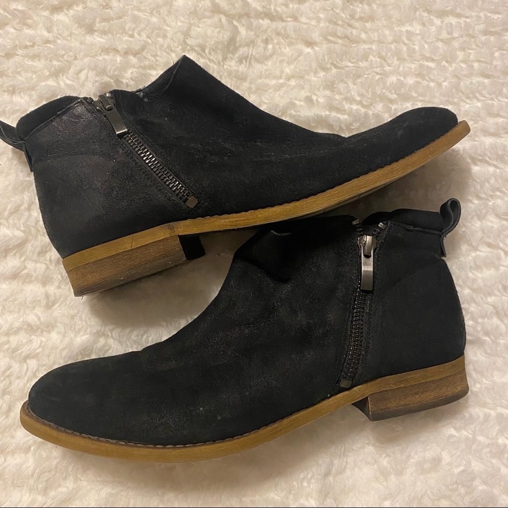 Franco Sarto bootie with side zippers